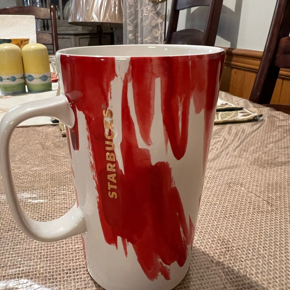 Starbucks Holiday Abstract Design Bold Red and White 16 oz Mug